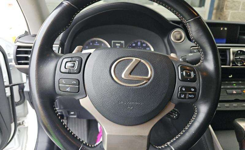 Lexus IS IS 300 RWD 2020