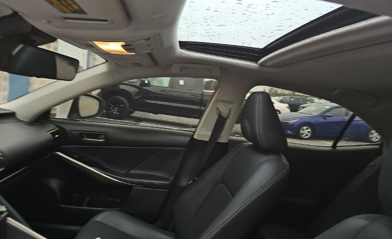 Lexus IS IS 300 RWD 2020