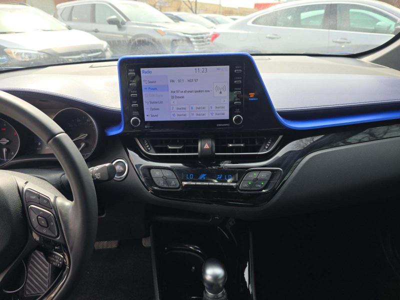 Toyota C-HR Nightshade FWD (Natl) 2021