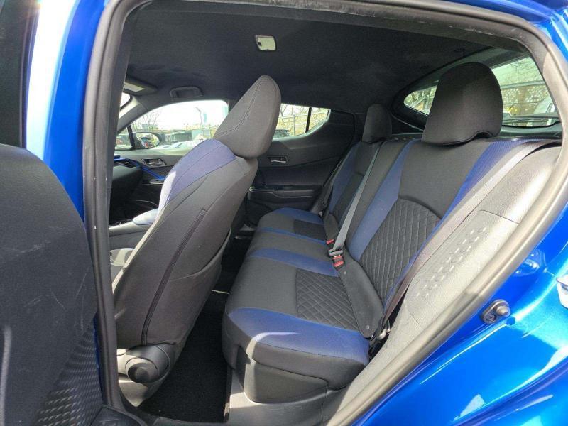 Toyota C-HR Nightshade FWD (Natl) 2021