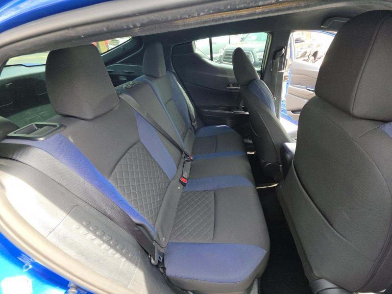 Toyota C-HR Nightshade FWD (Natl) 2021