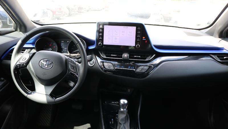 Toyota C-HR Nightshade FWD (Natl) 2021