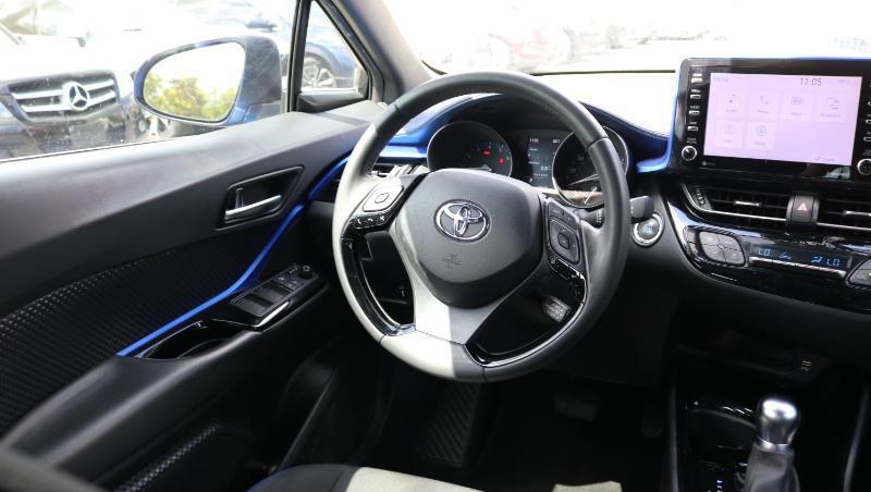 Toyota C-HR Nightshade FWD (Natl) 2021