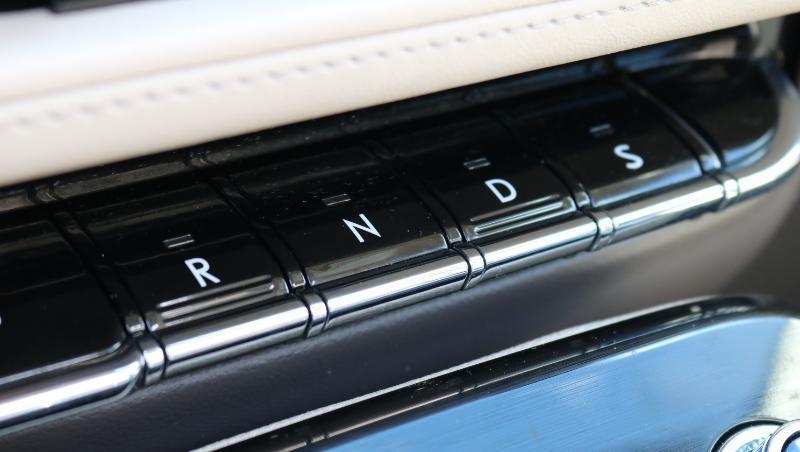 Lincoln Nautilus Reserve AWD 2023
