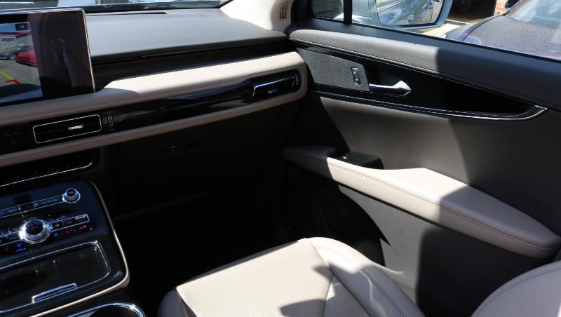 Lincoln Nautilus Reserve AWD 2023