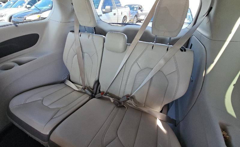 Chrysler Pacifica Touring L FWD 2018