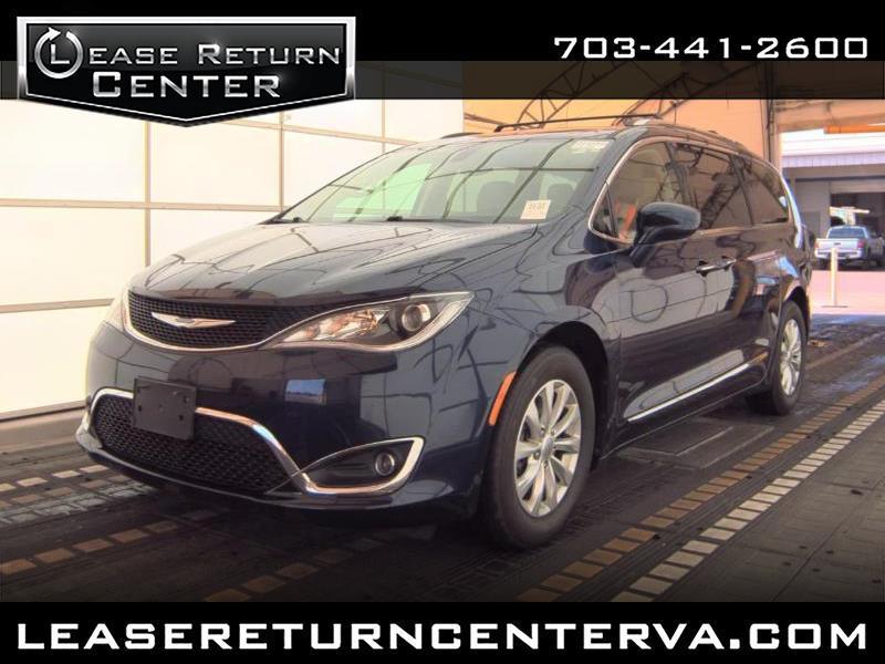 Chrysler Pacifica Touring L FWD 2018