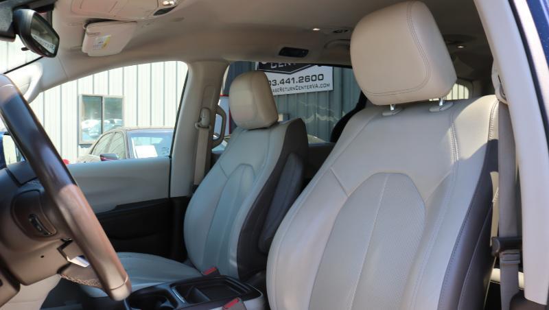 Chrysler Pacifica Touring L FWD 2018