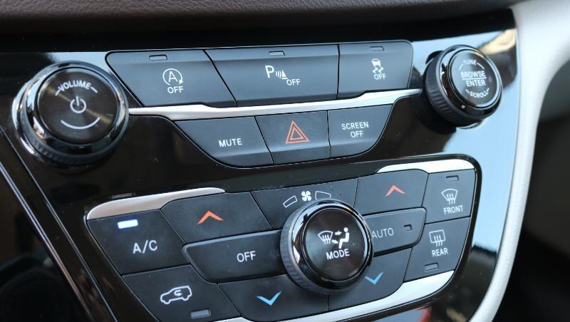 Chrysler Pacifica Touring L FWD 2018
