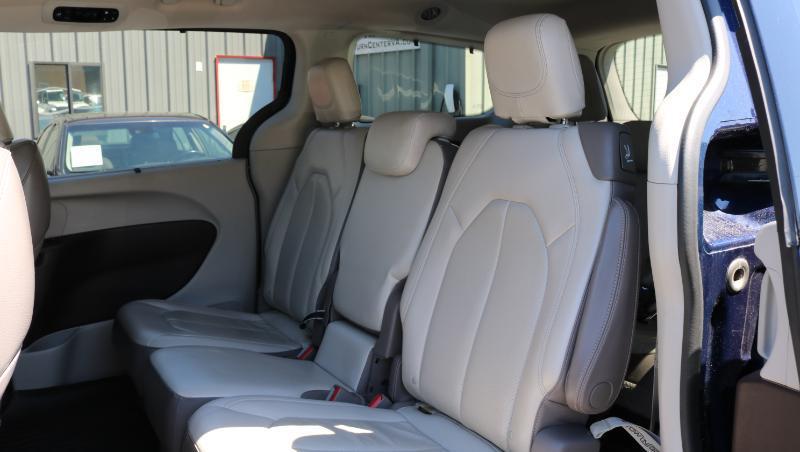 Chrysler Pacifica Touring L FWD 2018