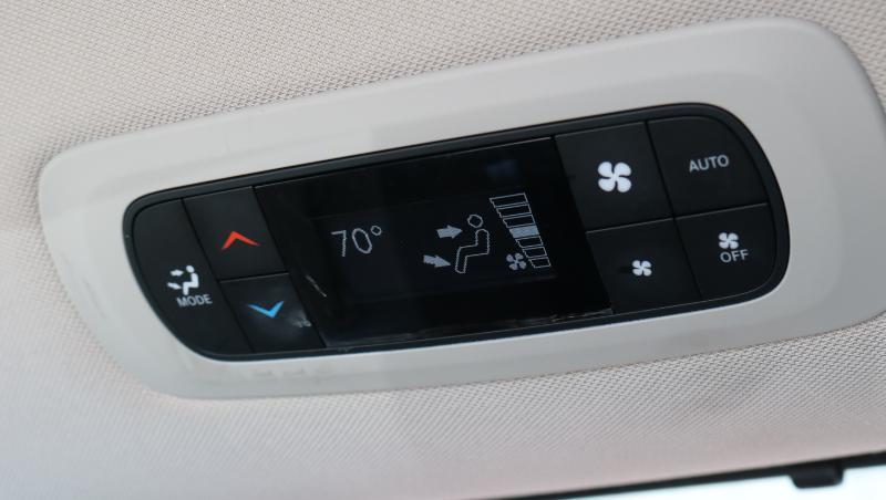 Chrysler Pacifica Touring L FWD 2018