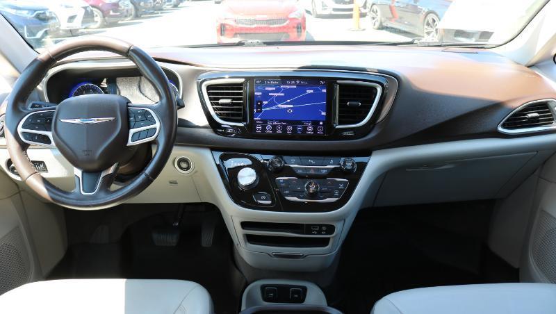 Chrysler Pacifica Touring L FWD 2018