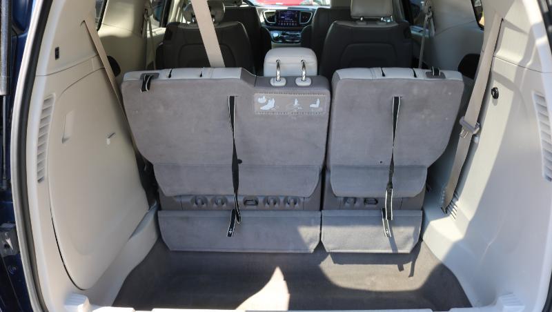 Chrysler Pacifica Touring L FWD 2018