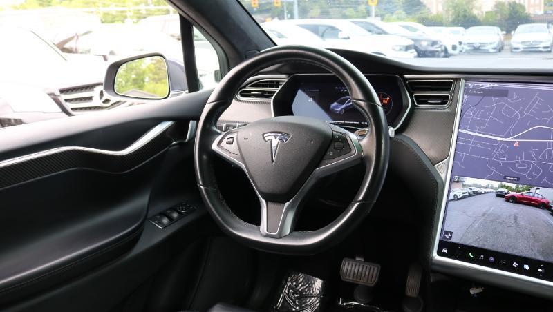 Tesla Model X 75D AWD 2017
