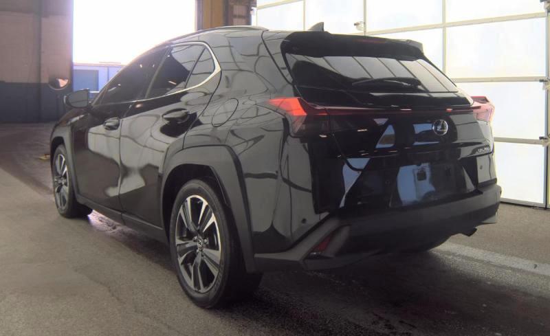 Lexus UX UX 200 FWD 2021