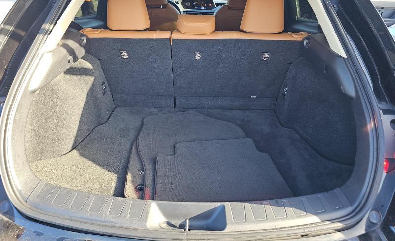 Lexus UX UX 200 FWD 2021