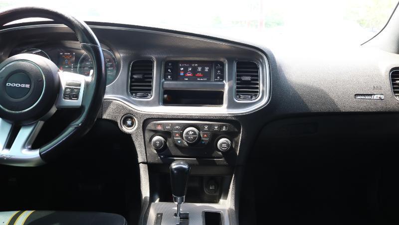 Dodge Charger 4dr Sdn SRT8 Super Bee RWD 2012