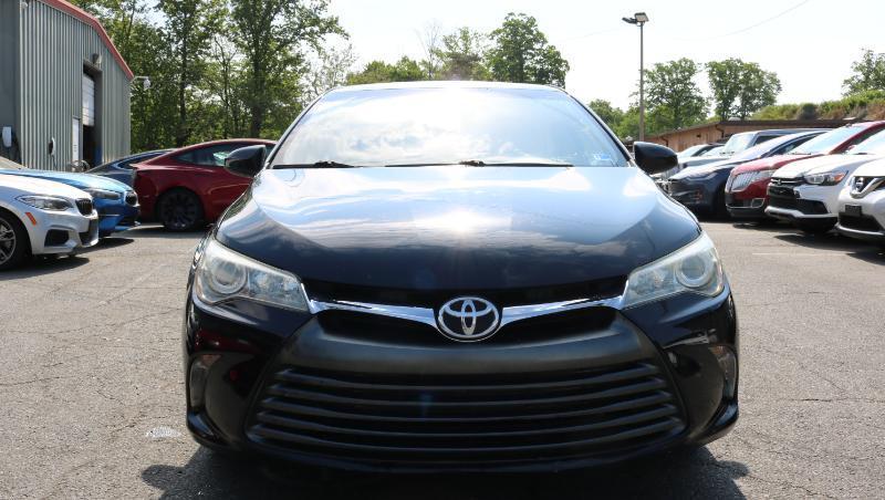 Toyota Camry 4dr Sdn I4 Auto XLE (Natl) 2015