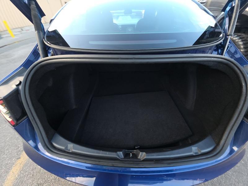 Tesla Model 3 Standard Range RWD 2020