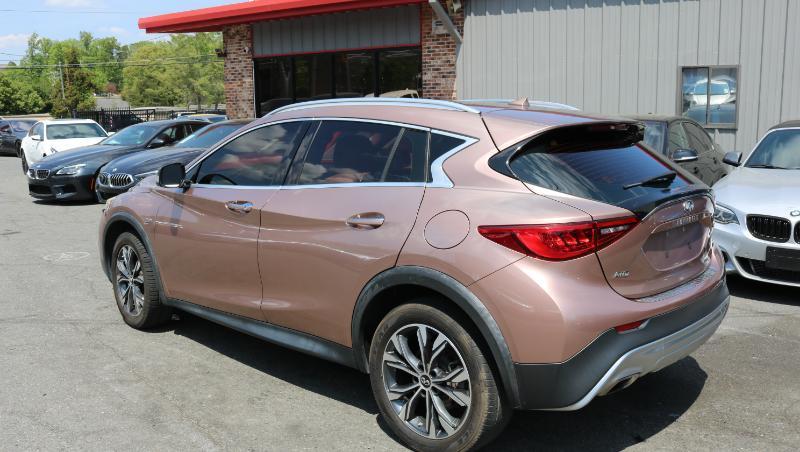 Infiniti QX30 Premium AWD 2018