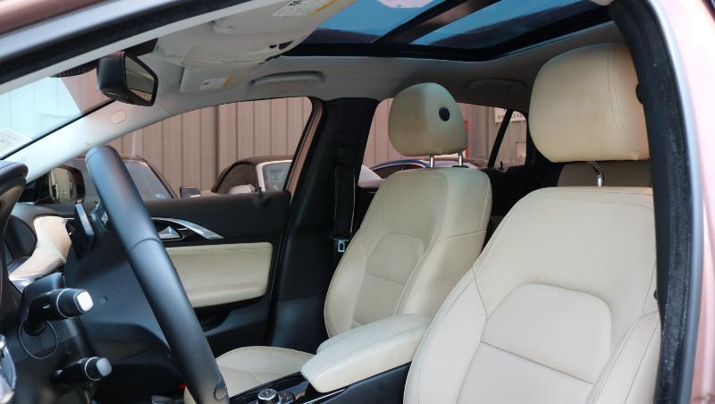 Infiniti QX30 Premium AWD 2018