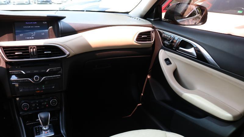 Infiniti QX30 Premium AWD 2018