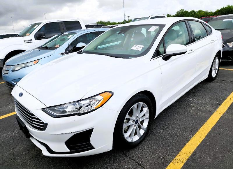 Ford Fusion SE FWD 2020