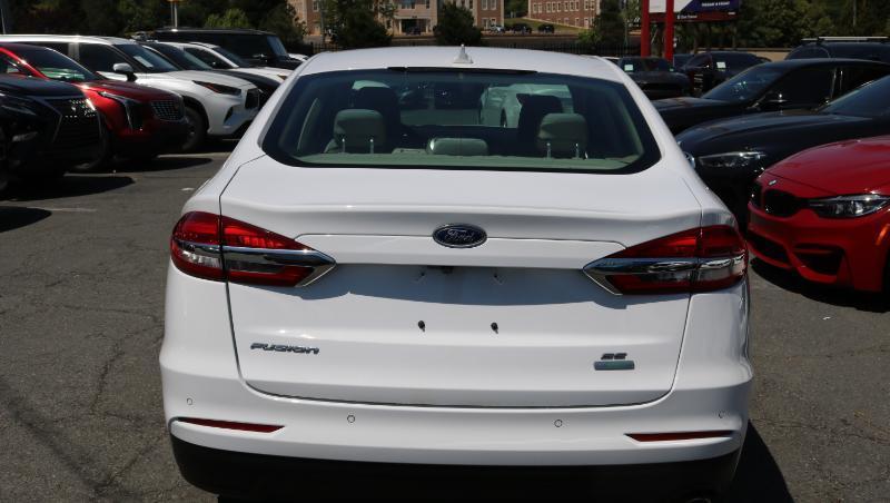 Ford Fusion SE FWD 2020