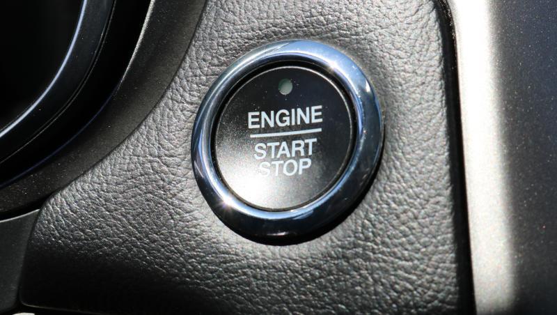 Ford Fusion SE FWD 2020