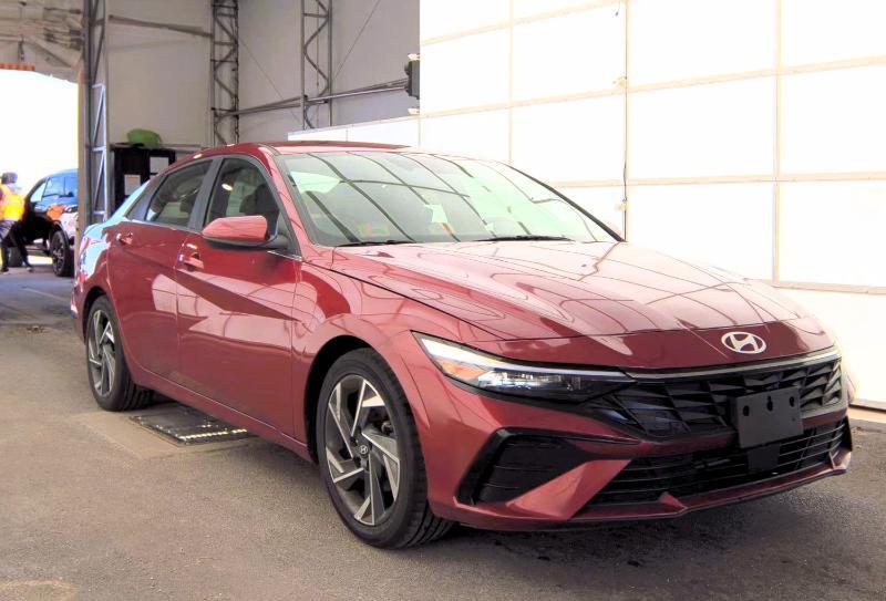 Hyundai Elantra SEL IVT 2024