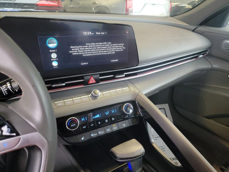 Hyundai Elantra SEL IVT 2024