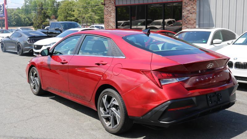 Hyundai Elantra SEL IVT 2024