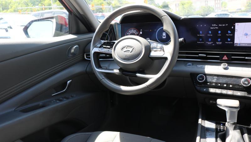 Hyundai Elantra SEL IVT 2024