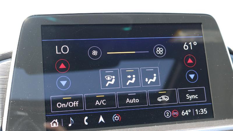 Cadillac CT4 4dr Sdn Luxury 2022