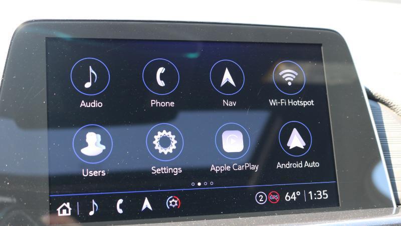 Cadillac CT4 4dr Sdn Luxury 2022