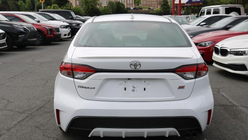 Toyota Corolla SE CVT (Natl) 2020