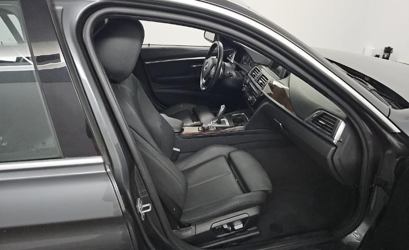 BMW 3 Series 330e iPerformance Plug-In Hybrid 2017