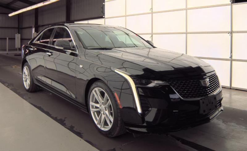 Cadillac CT4 4dr Sdn Luxury 2024