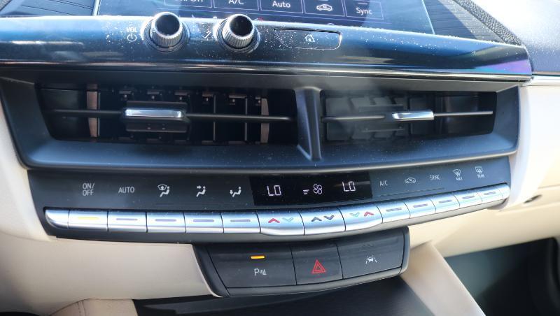 Cadillac CT4 4dr Sdn Luxury 2024