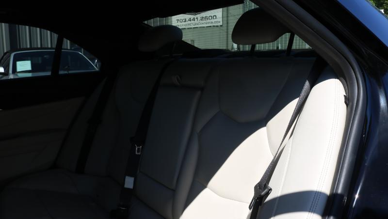 Cadillac CT4 4dr Sdn Luxury 2024