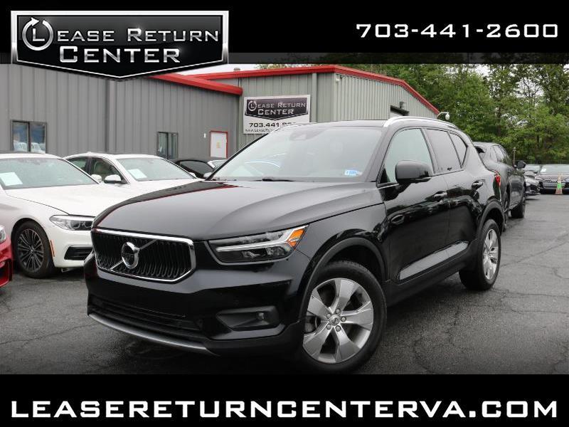 2022 Volvo XC40 T4 FWD Momentum
