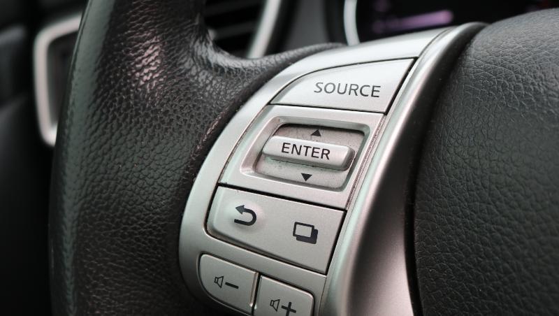 Nissan Rogue AWD 4dr SL 2016