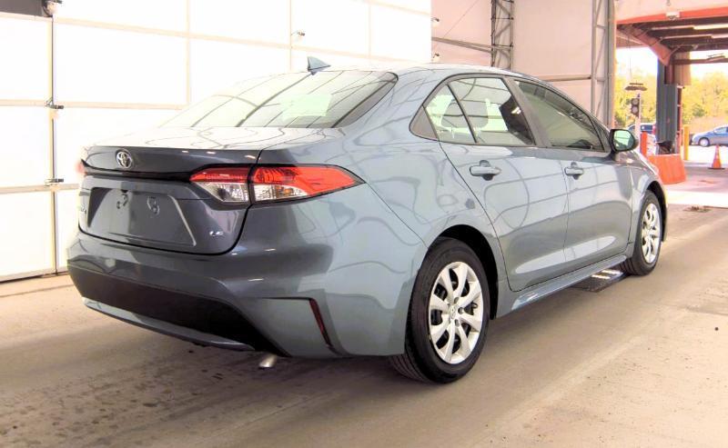 Toyota Corolla LE CVT (Natl) 2022