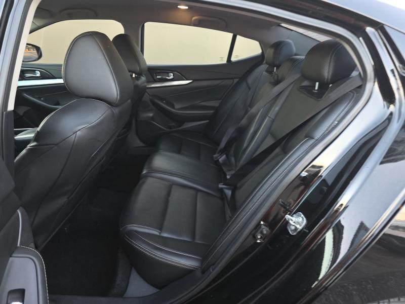 Nissan Maxima SV 3.5L 2019