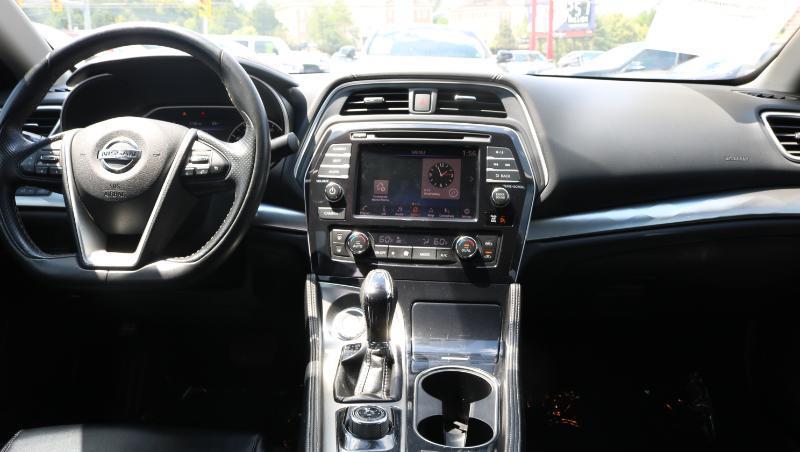 Nissan Maxima SV 3.5L 2019