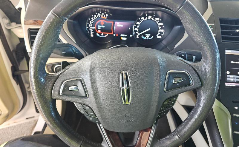 Lincoln MKZ 4dr Sdn FWD 2013