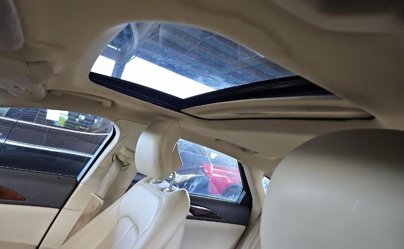 Lincoln MKZ 4dr Sdn FWD 2013