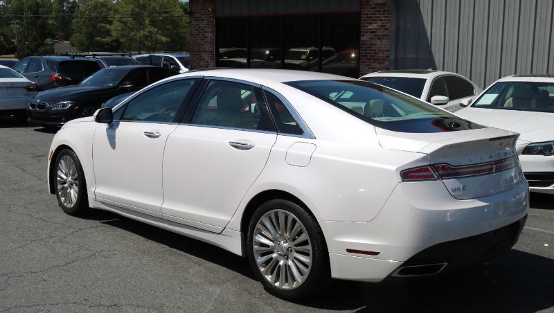 Lincoln MKZ 4dr Sdn FWD 2013