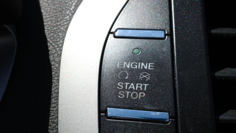 Lincoln MKZ 4dr Sdn FWD 2013