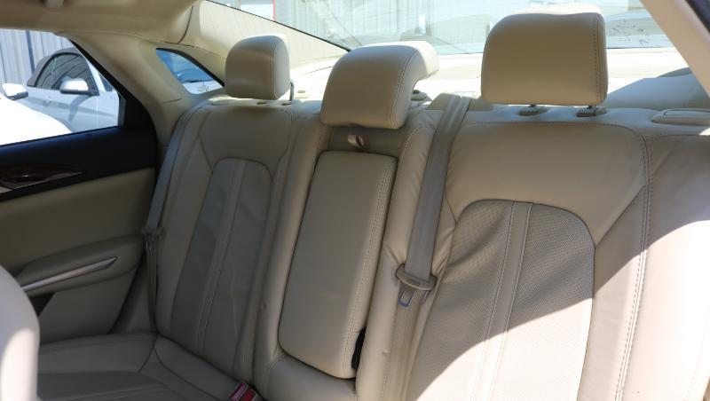 Lincoln MKZ 4dr Sdn FWD 2013